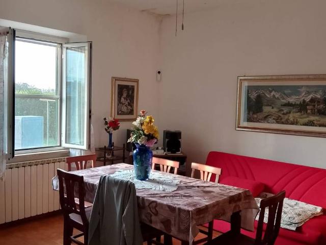 Villa Indipendente in vendita a Chiesuola di Piscinara, Latina