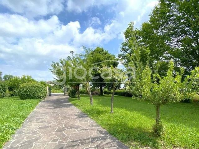 Villa Indipendente in vendita a Latisana, Friuli-Venezia Giulia