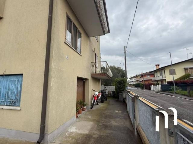 Villa Indipendente in vendita a Bevazzana, Latisana