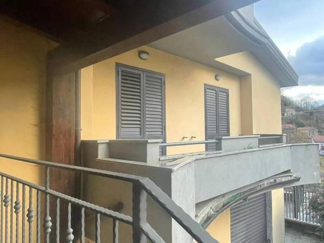 Villa Indipendente in vendita a Lauria Superiore, Basilicata