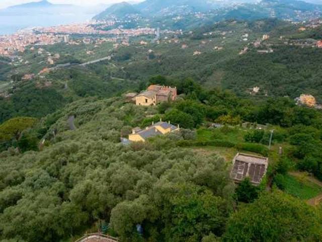 Villa Indipendente in vendita a Crocetta, Lavagna