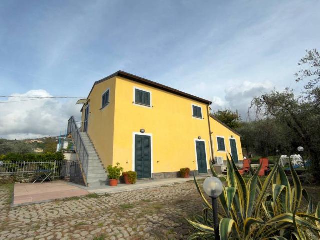 Villa Indipendente in vendita a Santa Giulia, Lavagna