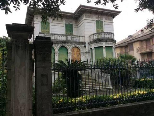 Villa Indipendente in vendita a Lavagna, Liguria