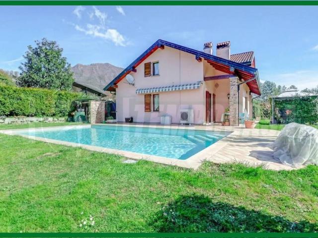 Villa Indipendente in vendita a Comunità Montana Valli del Verbano, Capodisotto