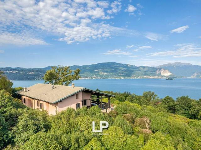 Villa Indipendente in vendita a Comunità Montana Valli del Verbano, Cerro