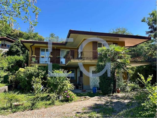 Villa Indipendente in vendita a Comunità Montana Valli del Verbano, Capodisotto