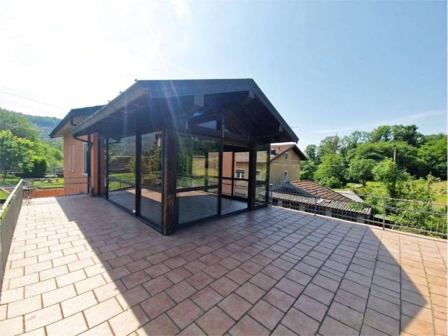 Villa Indipendente in vendita a Comunità Montana Valli del Verbano, Lombardia