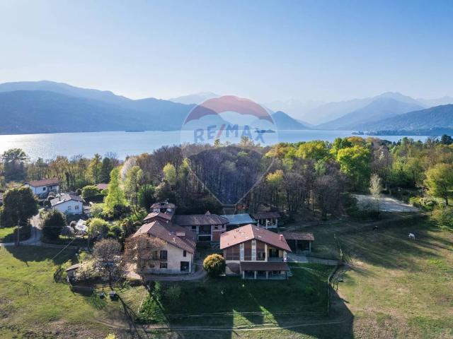 Villa Indipendente in vendita a Comunità Montana Valli del Verbano, Cerro