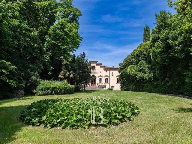 Villa Indipendente in vendita a Lazise, Veneto