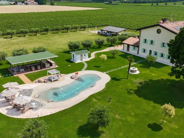 Villa Indipendente in vendita a Lazise, Veneto