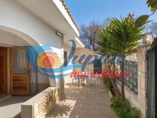 Villa Indipendente in vendita a Puglia, Lecce