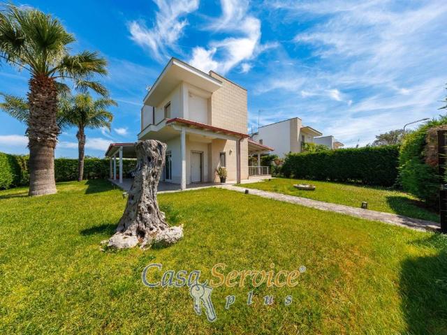 Villa Indipendente in vendita a Puglia, Lecce