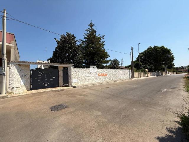 Villa Indipendente in vendita a Puglia, Lecce