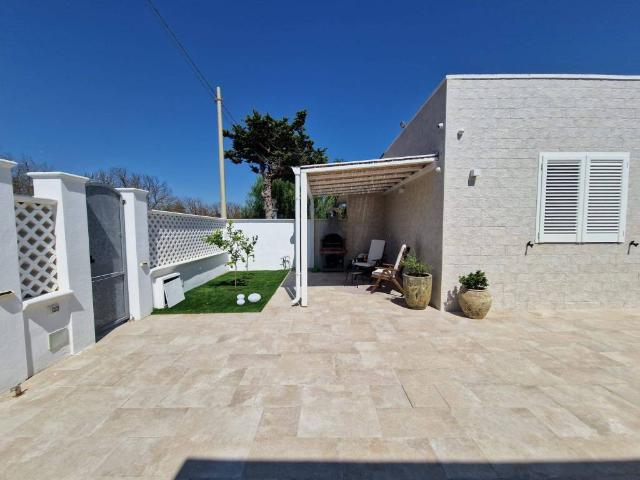 Villa Indipendente in vendita a Puglia, Lecce