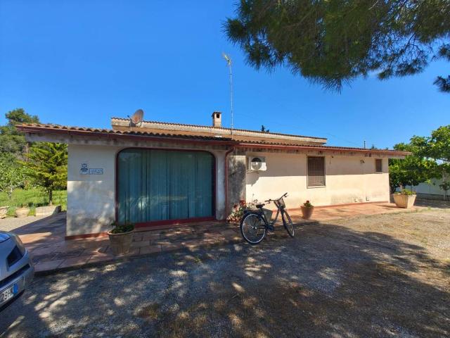 Villa Indipendente in vendita a Puglia, Lecce