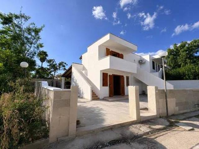 Villa Indipendente in vendita a San Cataldo, Puglia