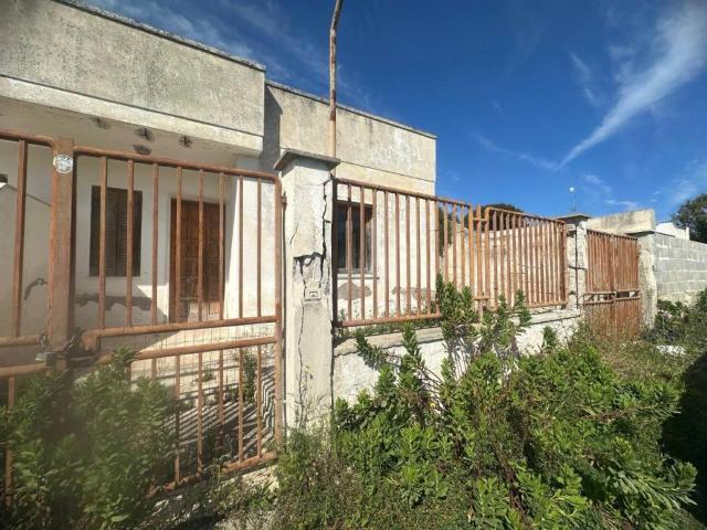 Villa Indipendente in vendita a Puglia, Lecce