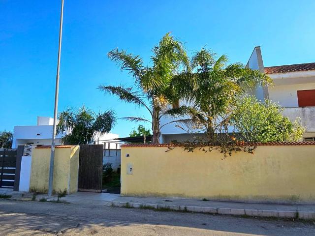 Villa Indipendente in vendita a Puglia, Lecce