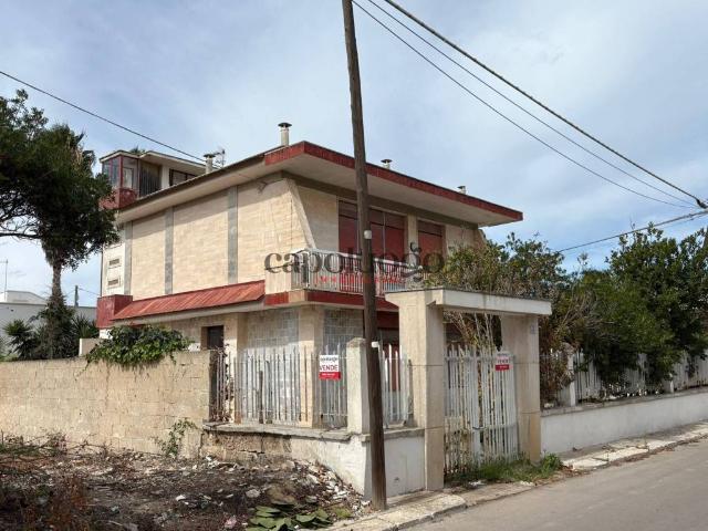 Villa Indipendente in vendita a Puglia, Lecce