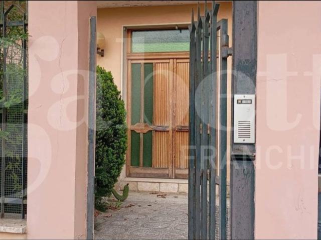 Villa Indipendente in vendita a Puglia, Lecce