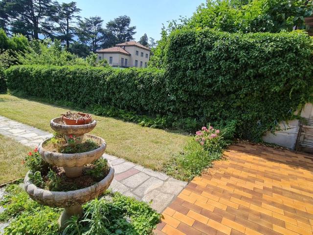 Villa Indipendente in vendita a Castello, Lecco