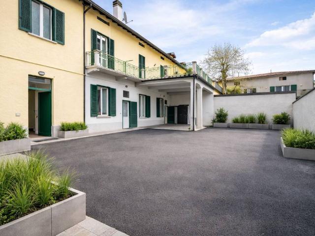 Villa Indipendente in vendita a Olate, Lecco