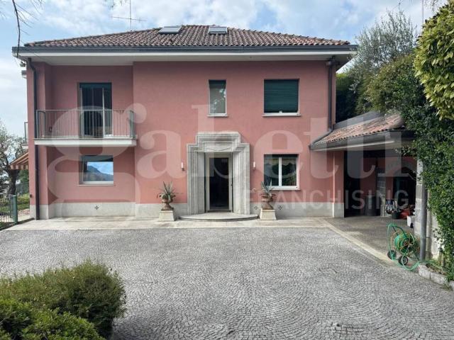 Villa Indipendente in vendita a Rancio Superiore, Lecco