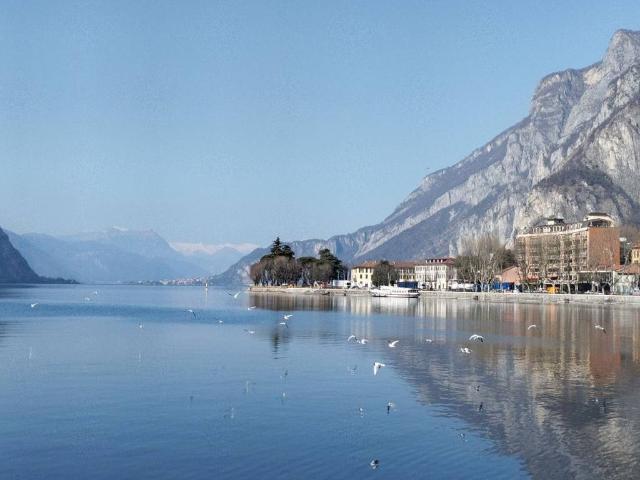 Villa Indipendente in vendita a Castello, Lecco