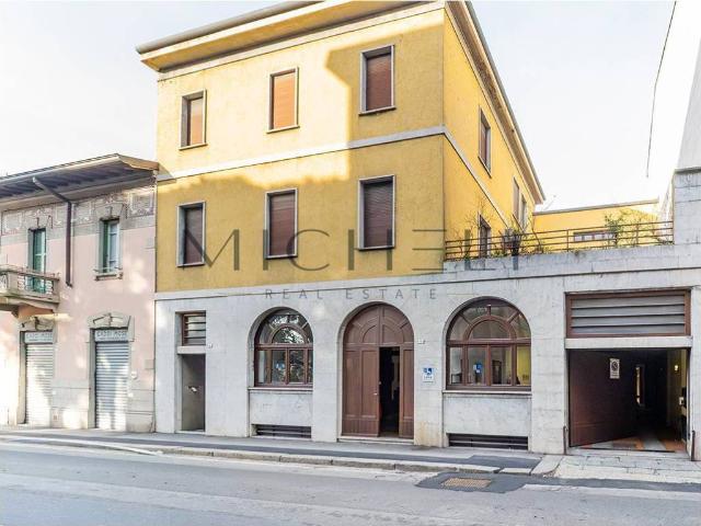Villa Indipendente in vendita a Pescarenico, Lecco