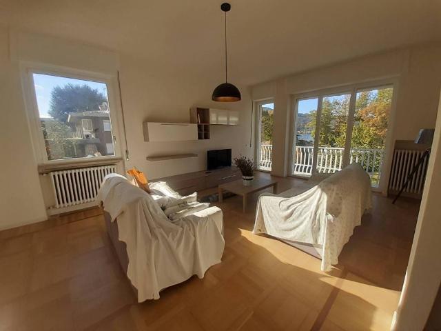 Villa Indipendente in vendita a Chiuso, Lecco