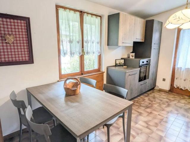 Villa Indipendente in vendita a Comunità Alto Garda e Ledro, Molina Di Ledro