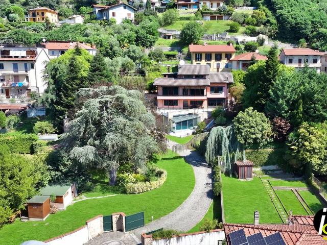 Villa Indipendente in vendita a Arolo, Leggiuno