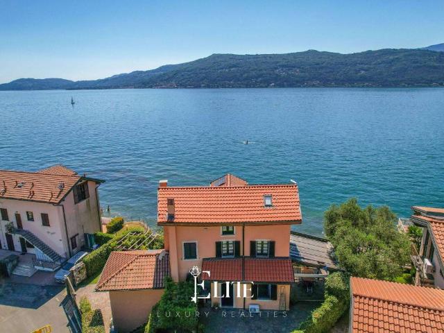 Villa Indipendente in vendita a Unione dei comuni del Medio Verbano, Leggiuno