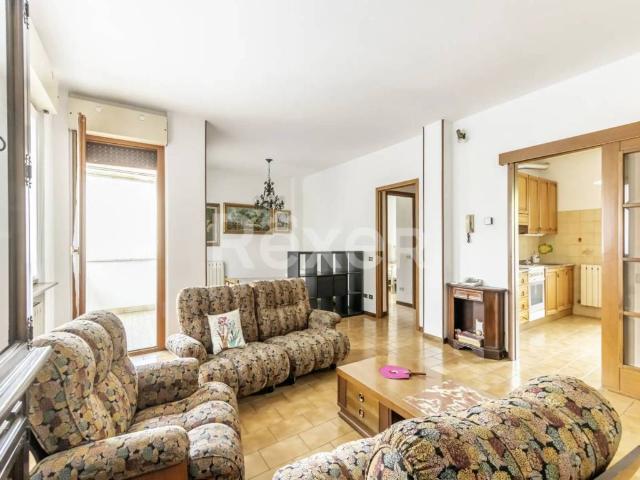 Villa Indipendente in vendita a Oltresempione, Legnano