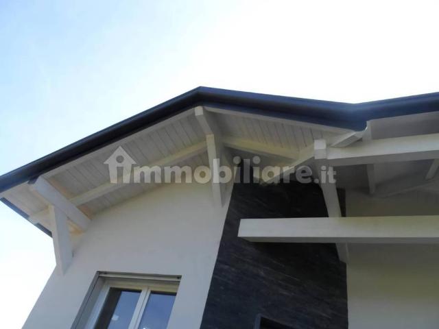 Villa Indipendente in vendita a Oltrestazione, Legnano