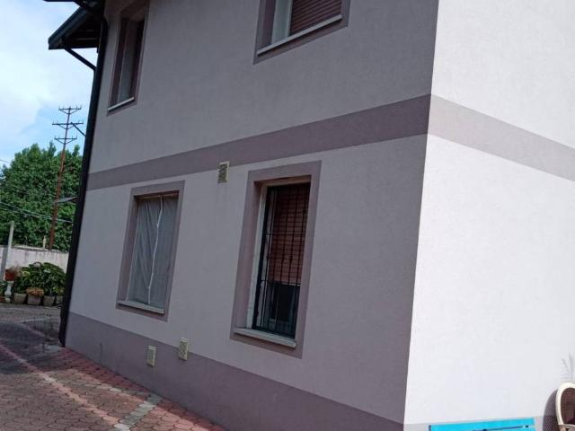 Villa Indipendente in vendita a Oltrestazione, Legnano