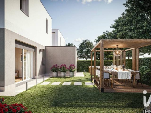 Villa Indipendente in vendita a Oltrestazione, Legnano