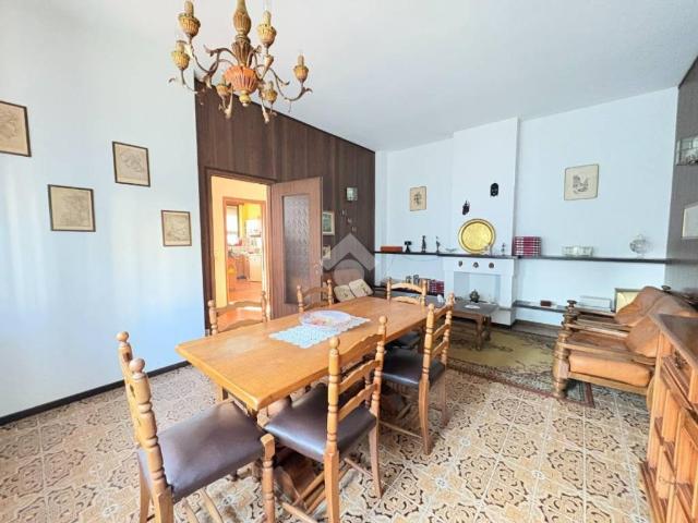 Villa Indipendente in vendita a San Martino, Legnano