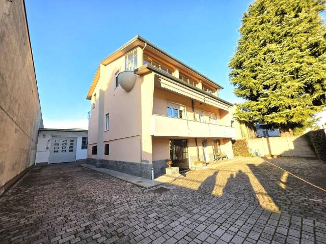 Villa Indipendente in vendita a Oltrestazione, Legnano
