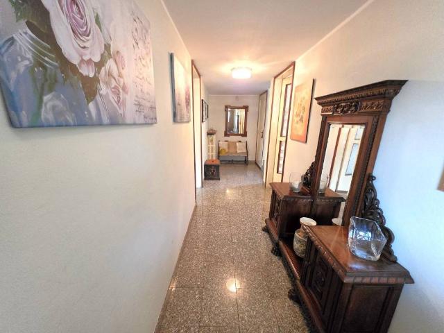 Villa Indipendente in vendita a Oltrestazione, Legnano