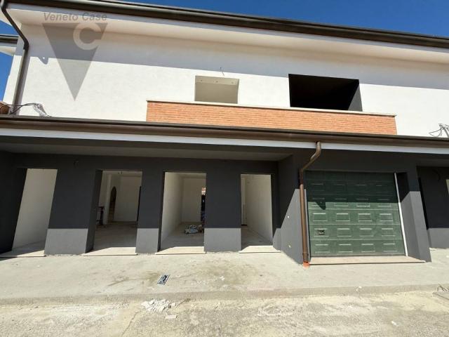 Villa Indipendente in vendita a Legnaro, Veneto