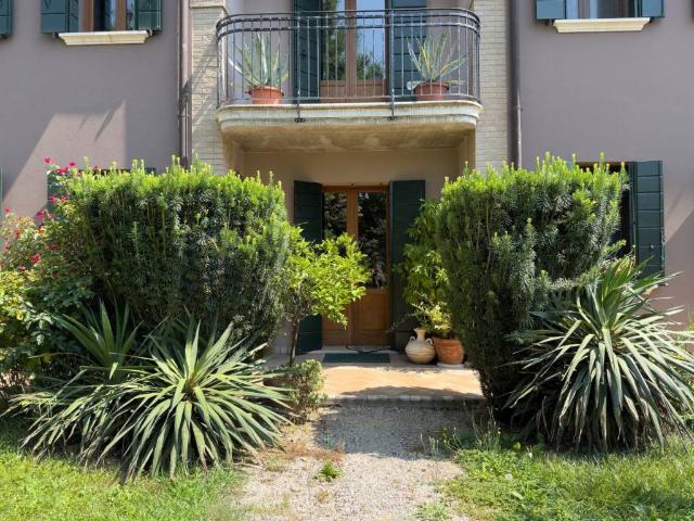 Villa Indipendente in vendita a Legnaro, Veneto