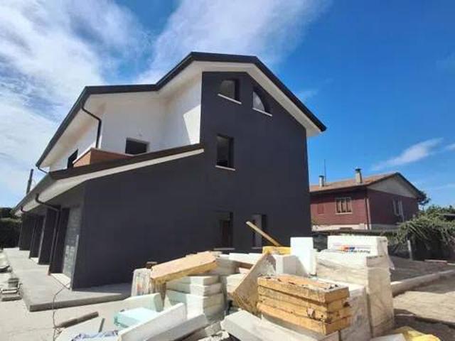 Villa Indipendente in vendita a Legnaro, Veneto