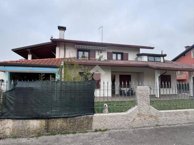 Villa Indipendente in vendita a Legnaro, Veneto