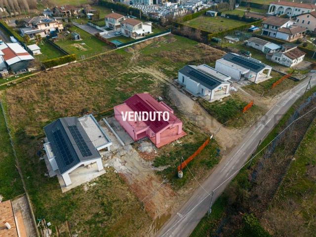 Villa Indipendente in vendita a Legnaro, Veneto