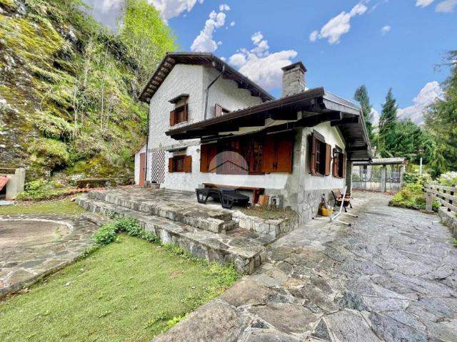 Villa Indipendente in vendita a Unione Montana Alpi Graie, Piemonte