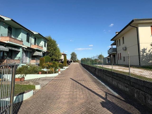 Villa Indipendente in vendita a Saguedo, Lendinara