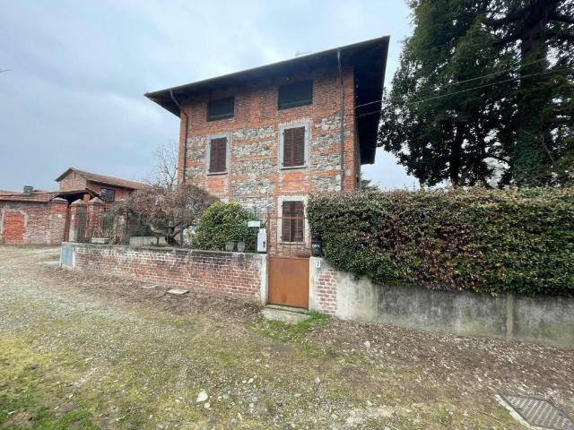 Villa Indipendente in vendita a Piemonte, Vercelli
