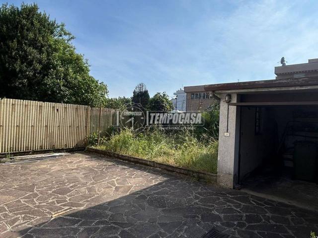 Villa Indipendente in vendita a Birago, Lentate Sul Seveso