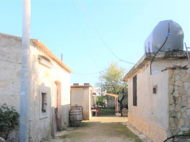 Villa Indipendente in vendita a Lentini, Sicilia